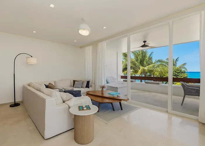 Luxury Penthouse With Oasis Private Rooftop *