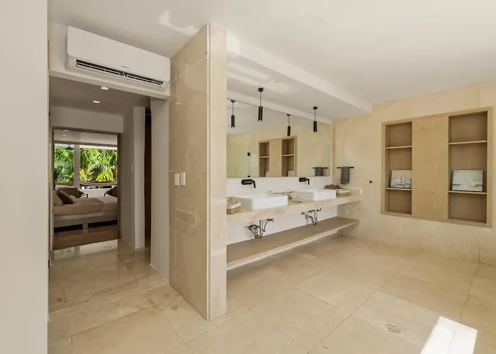 Apartment Luxury Penthouse With Oasis Private Rooftop Cozumel